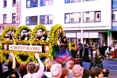 Desfile-Oktoberfest-2