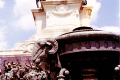 Monumento-2