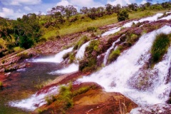 01-Cachoeira-Rio
