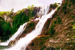 08-Cachoeira-do-meio
