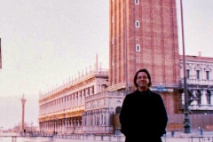 30-Eu